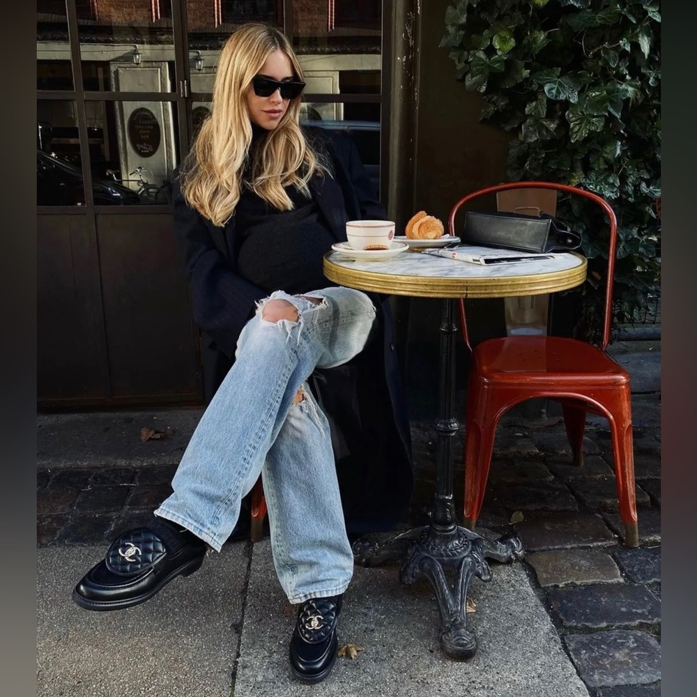 WOMENS Chanel Padlock Quilted Pillow Top TURN LOCK Loafers Size 38.5